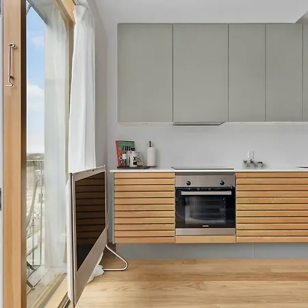 Modern & Stylish With Private Balcony * Århus